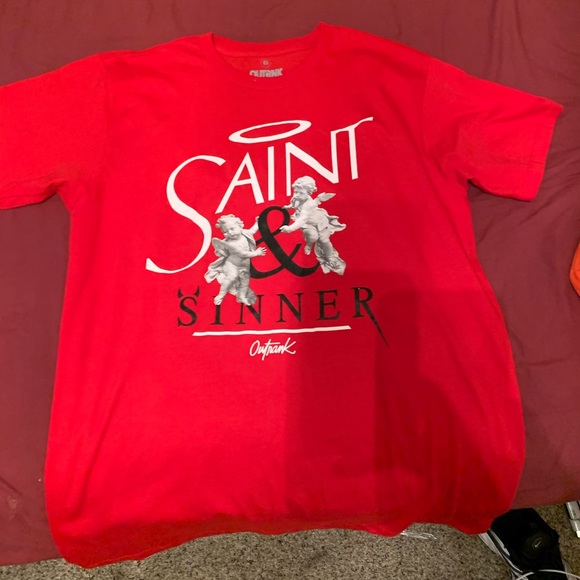 T-shirt - Picture 2 of 2